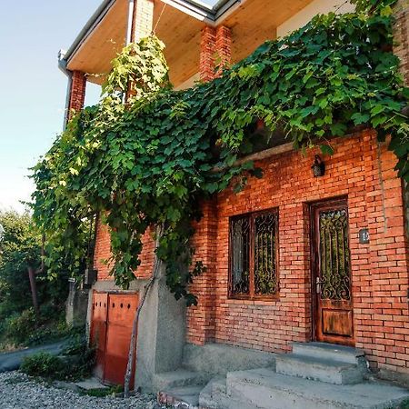 Luca Lili Hotel Sighnaghi Exterior photo